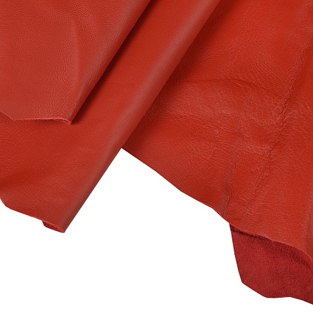 Овчина красная толщина кожи 0.9-1.2 мм.